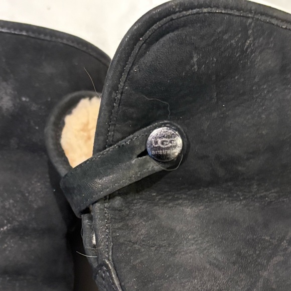 UGG Sherpa Clog Booties - Picture 13 of 16